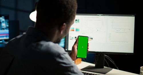 Real-Device Testing Gains Popularity for Mobile UX Validation