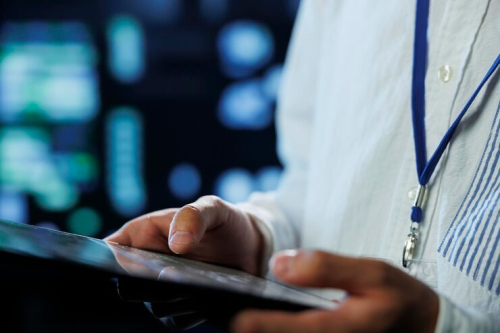 Healthcare Firms Analyze Security in Electronic Records